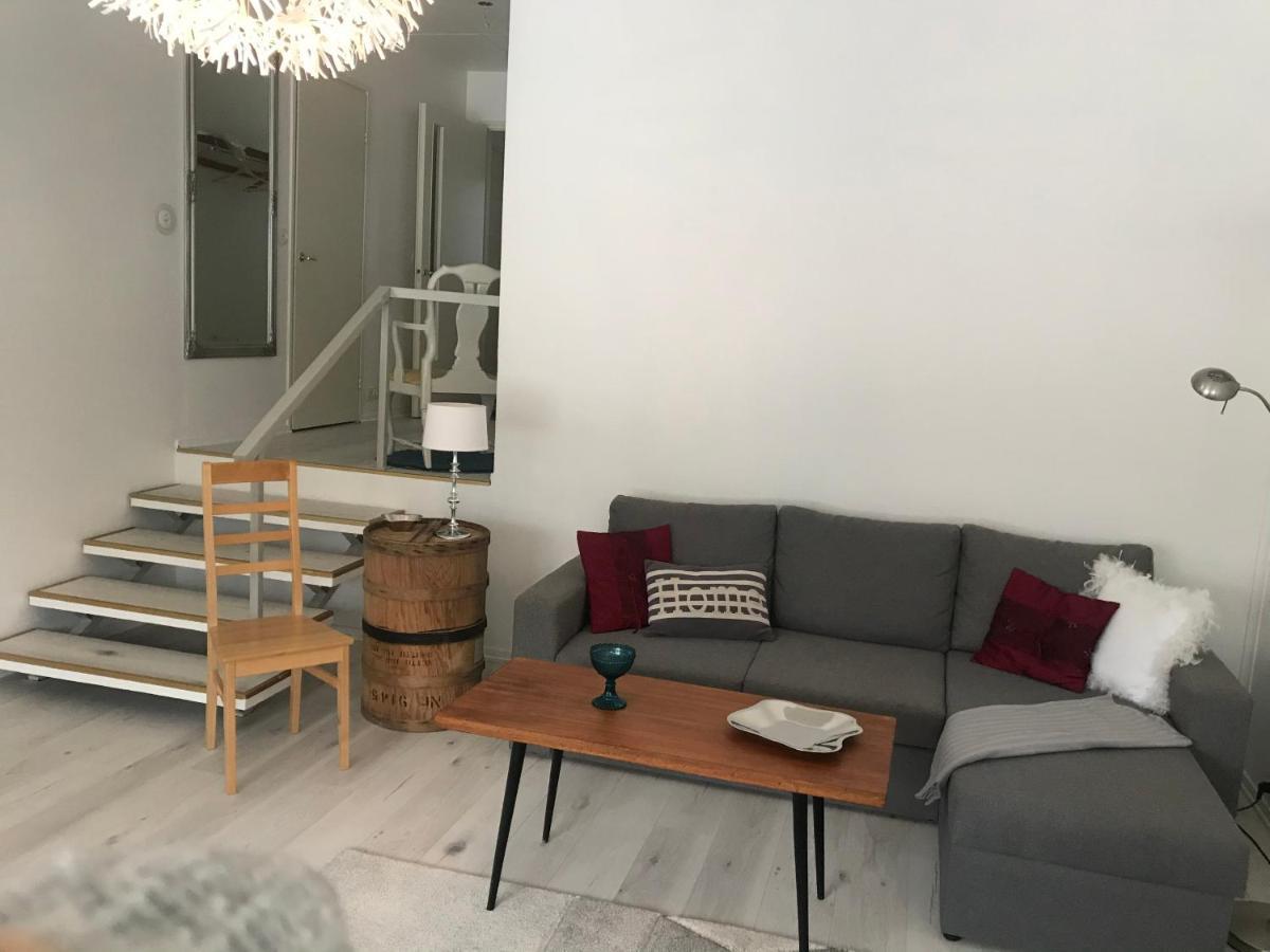 Tyylikaes Rivitaloasunto Lohjalla المظهر الخارجي الصورة