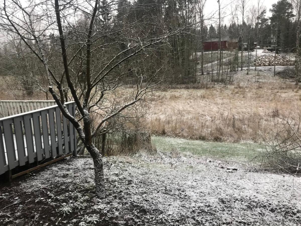 Tyylikaes Rivitaloasunto Lohjalla المظهر الخارجي الصورة